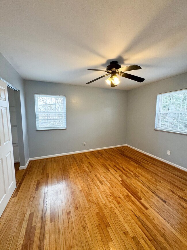 Photo - 2705 Laclede Station Rd