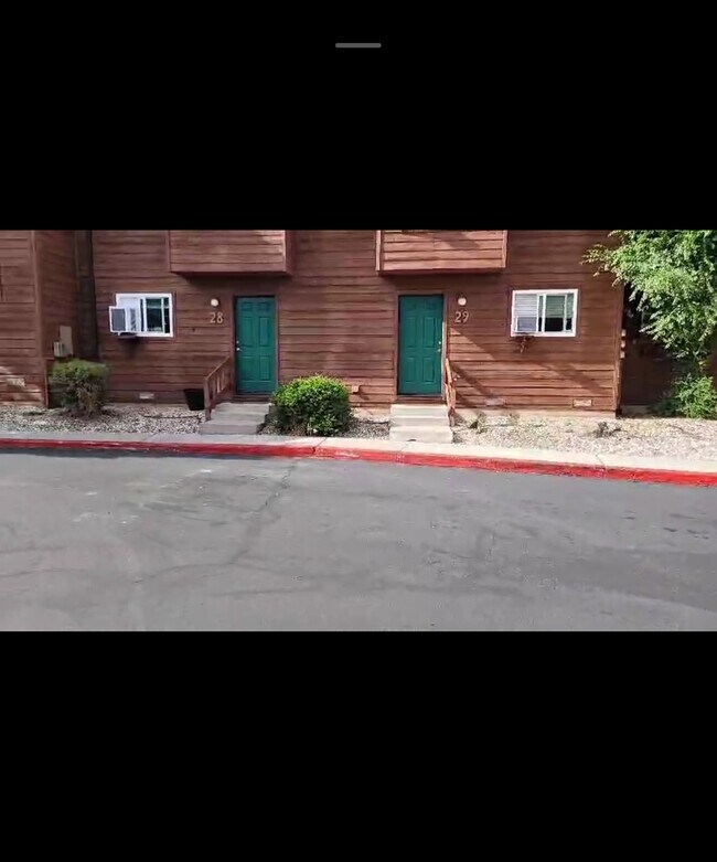 Photo - 200 Carroll St