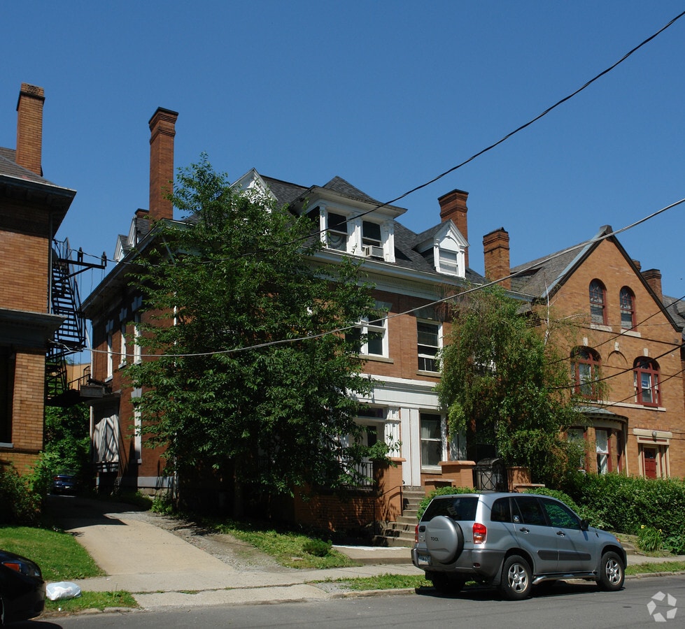 Photo - 225 N Dithridge St Apartments