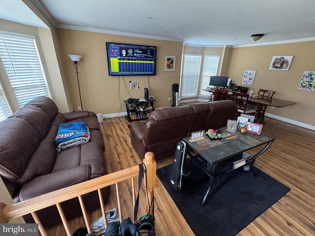 Building Photo - 6101 Lands End Ct