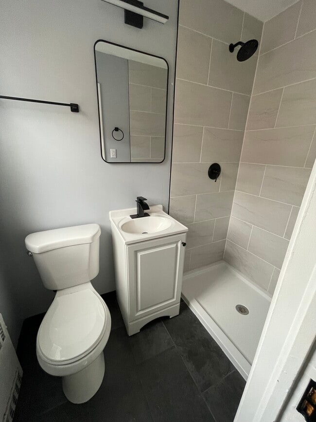 Photo - 19 Chapman St