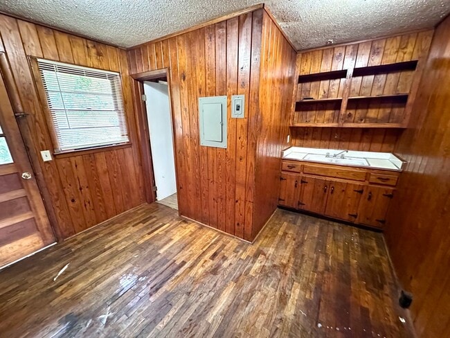 Photo - 116 Smith St NE Unidad B