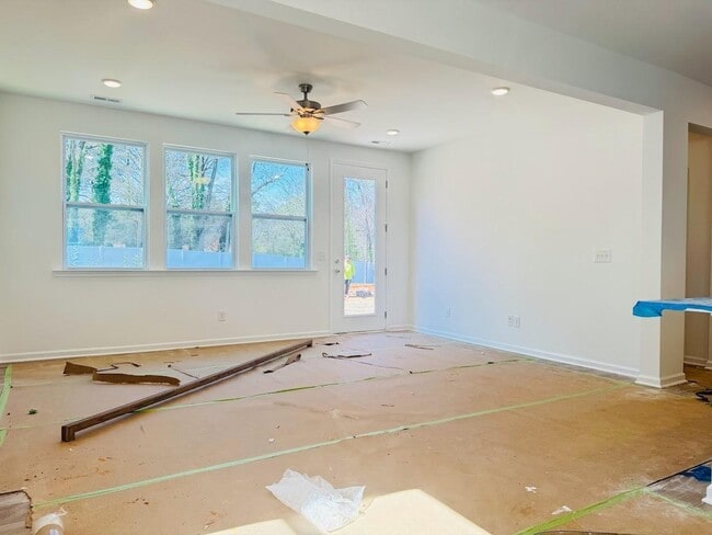 Photo - Spacious 3-Bed Townhome with Double Garage - Garner