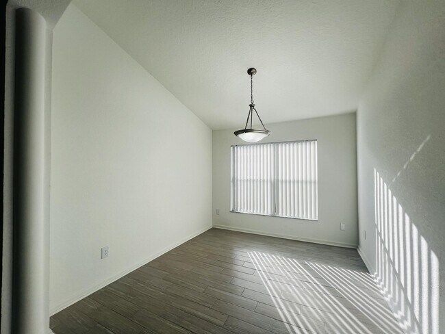 Photo - 2920 Conner Ln