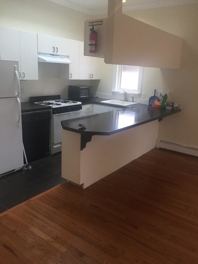 22 Parker Hill Ave Unidad 3