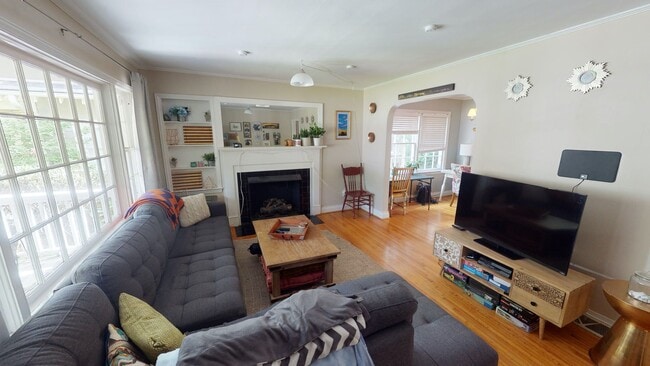 Photo - Adorable Plaza Midwood Bungalow For Rent
