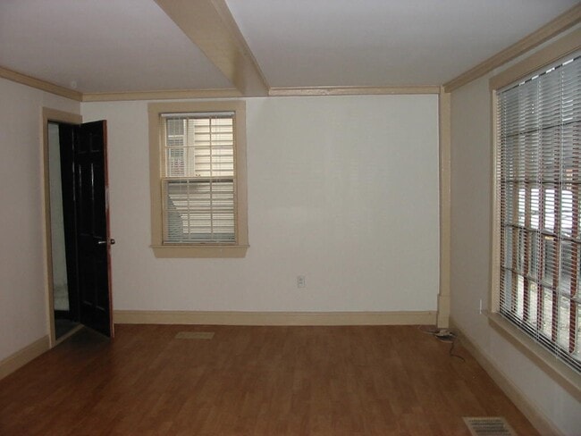 Building Photo - 101 Derby St Unit 1