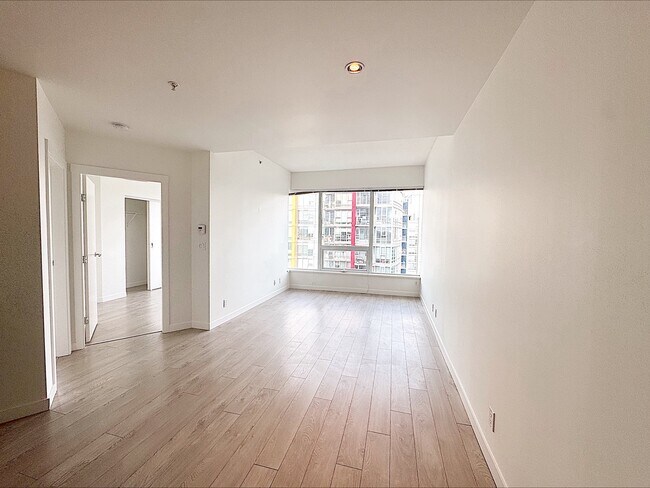 Photo - Aquilini Centre West - 2119 Unit 2119