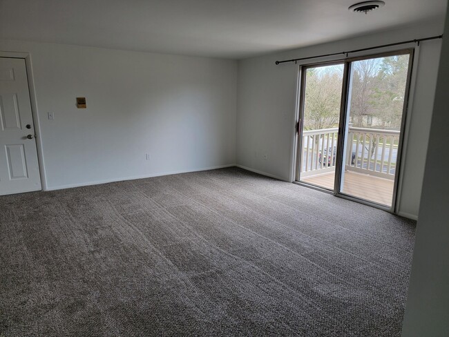 Building Photo - 1001 Nanroc Dr Unit 30