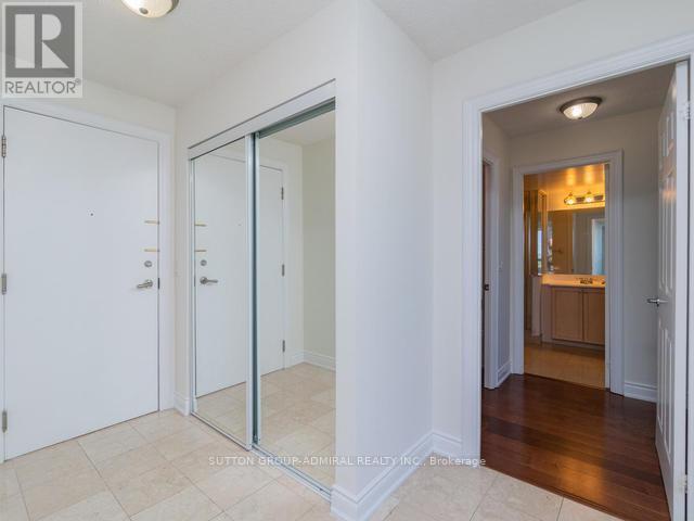 15 Greenview Ave Unit 912