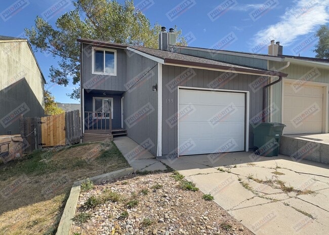 Building Photo - Townhouse in Westover