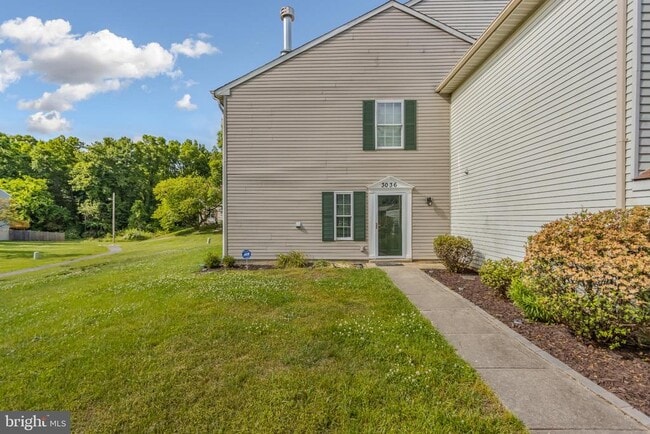 Building Photo - 3036 New Oak Ln