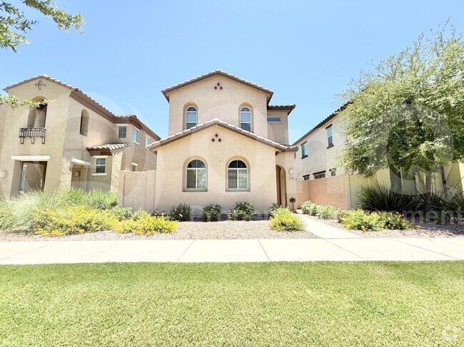 Building Photo - 3726 E Dogwood Dr Rental