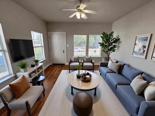 Photo - MOVE IN SPECIAL! One Bedroom One Bathroom Duplex in Highland Park!