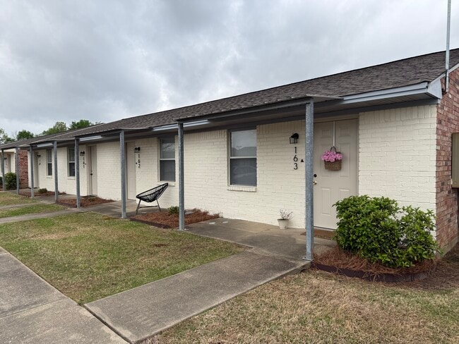 Hideaway Place Apartments