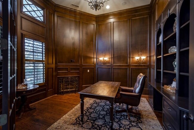 Photo - 2170 Heathermoor Hill Dr NE