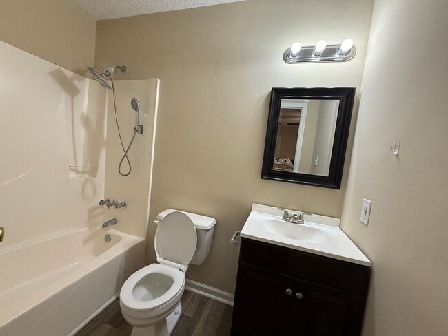 Photo - 2 bedroom, 2 bath Duplex