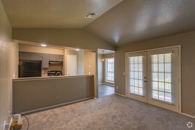 1BR, 1BA - 650-675SF - Fieldstone Garden Apartments