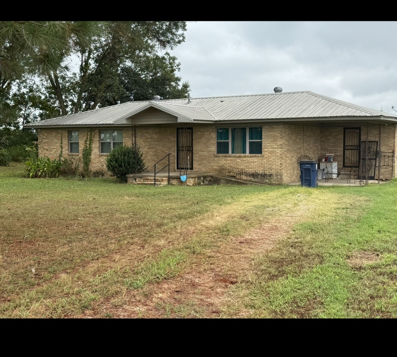 Photo - 2163 Lee Rd 407