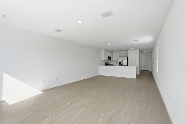 Photo - 1000 Calley Pear Trl