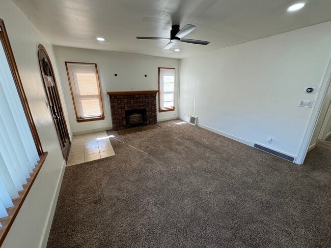 Photo - 2659 Brinker Ave