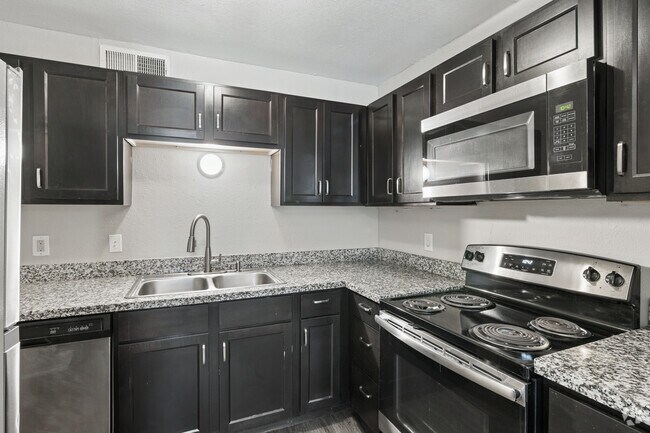 Interior Photo - Residences at Lakeshore