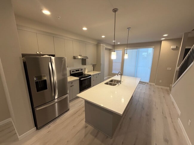 Photo - New Lynnwood Upscale Townhome For Rent!
