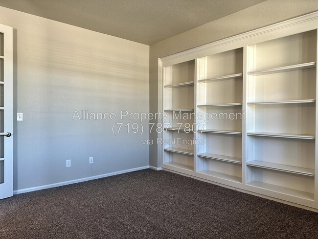 2075 Bobcat Valley Ct
