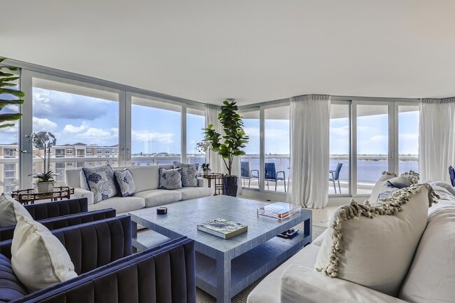Building Photo - 1617 N Flagler Dr Unit 9B
