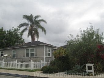 Building Photo - 1109 21st St