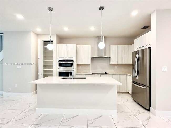 Photo - 10410 NW 67th St Apartamento