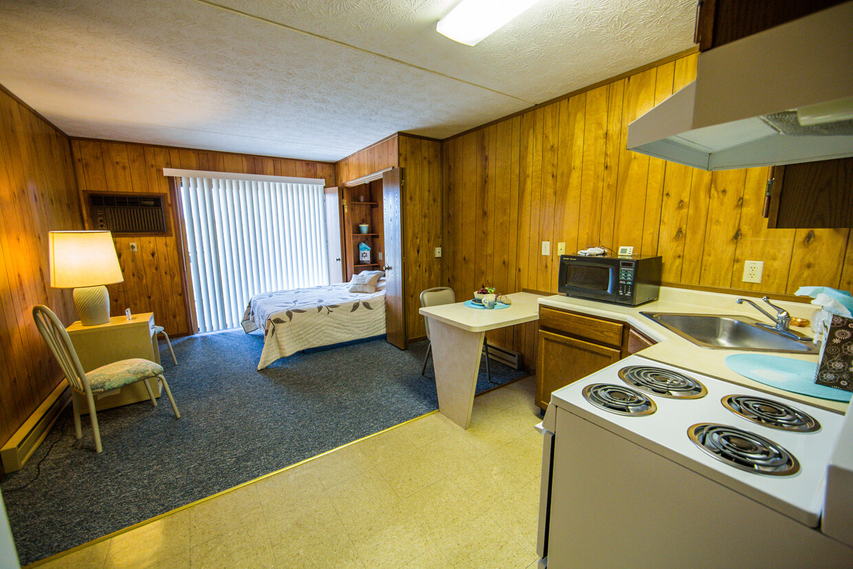 Photo - Crestview Apartments