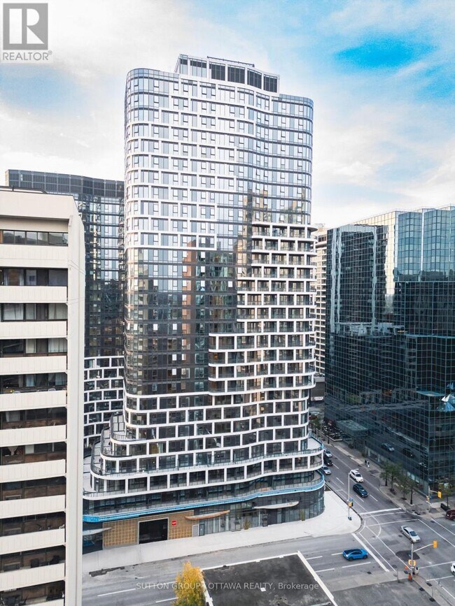 Photo - 400 Albert St Unit 1402