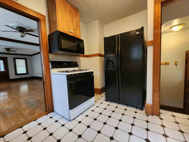 Photo - Character Home in NICE Neighborhood