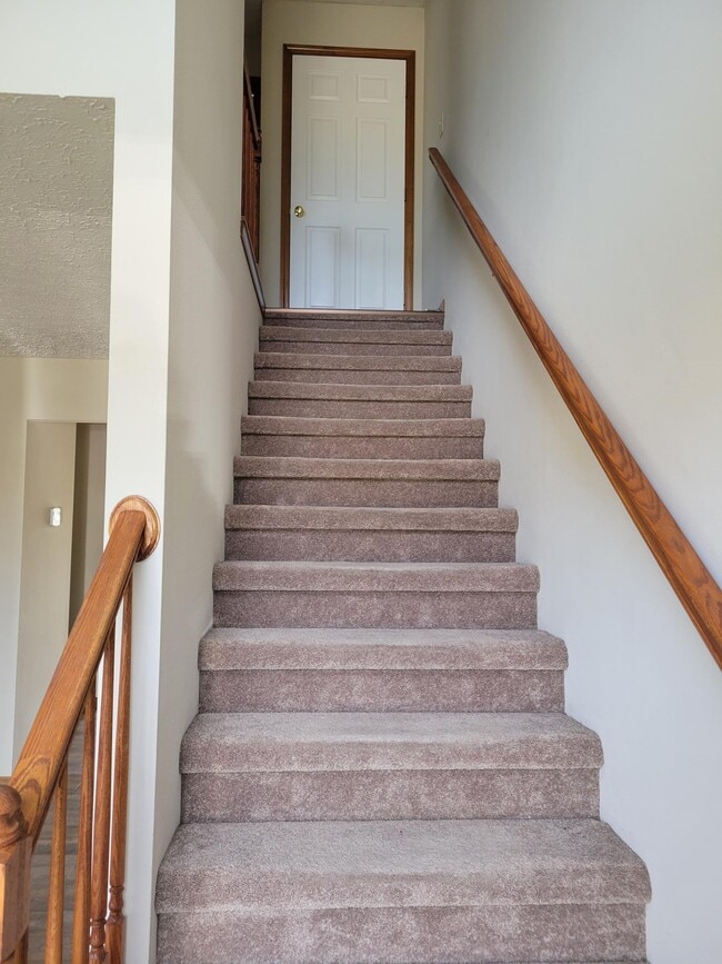 Photo - 604 Parkside Commons Ct