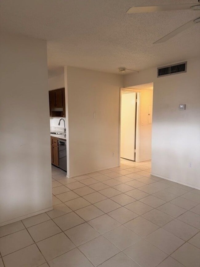 Photo - Living Downtown Sarasota Unit 105