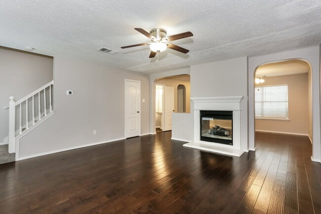 Photo - 705 Timber Trail