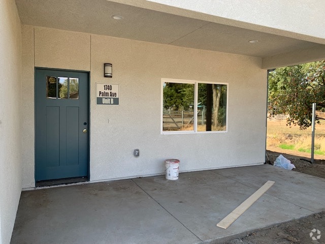 Building Photo - 1740 Palm Ave Rental
