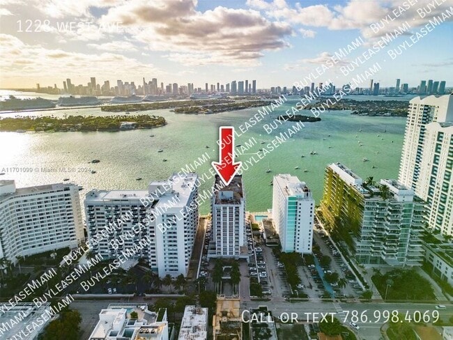 Building Photo - 1228 West Ave