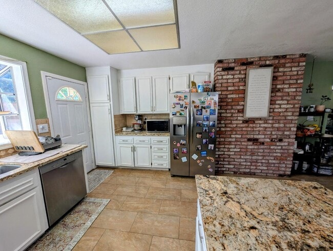 Photo - 416 Rumsey Ct