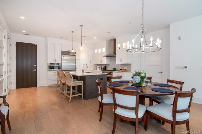 Photo - 15 Kensington Rd Unit 303