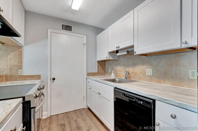 Photo - 2301 N Congress Ave Unit 23