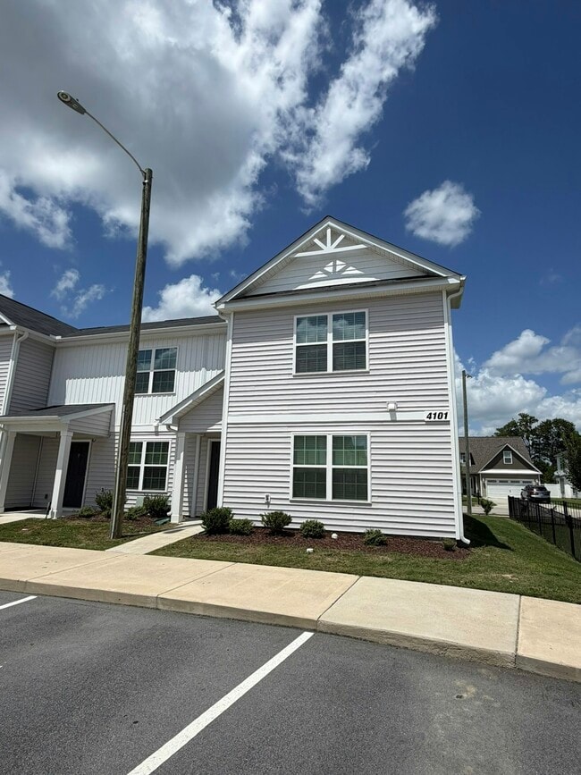 4101 Laurel Rdg Dr