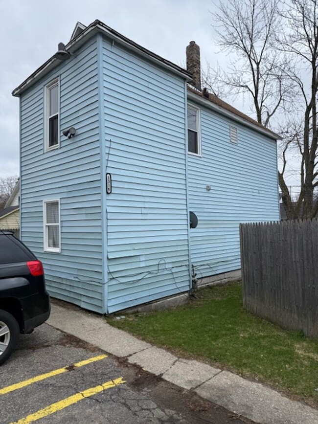 Photo - 1316 Alpine Ave NW Apartment Unit 2