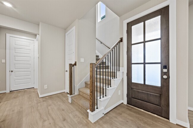 Photo - 4115 Glowing Hearth Dr