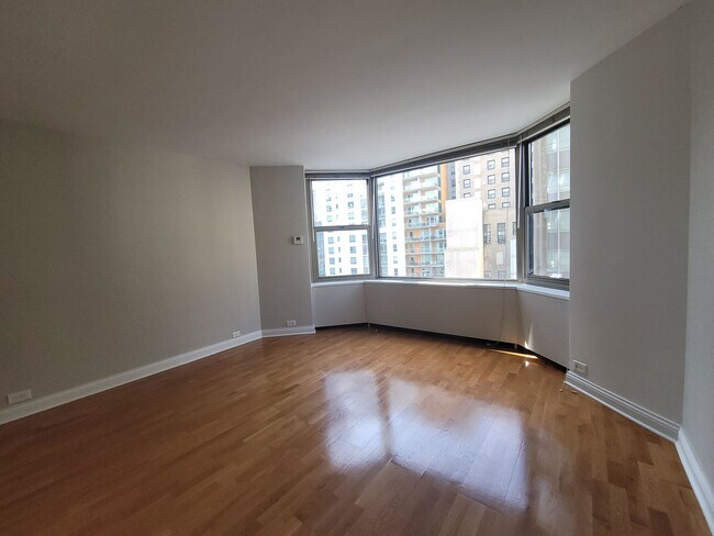 Photo - 535 N Michigan Ave Unit 1505