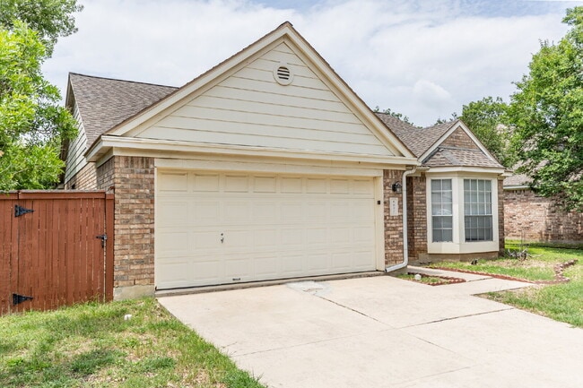 Photo - 6651 Rambling Trail Dr