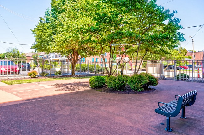 Photo - Roosevelt Town