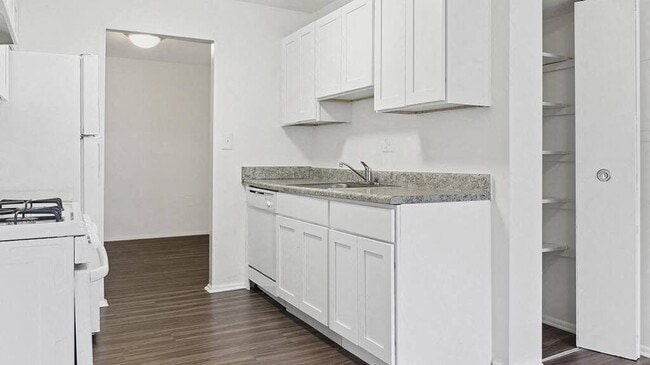 Photo - Oakfield Apartment Homes
