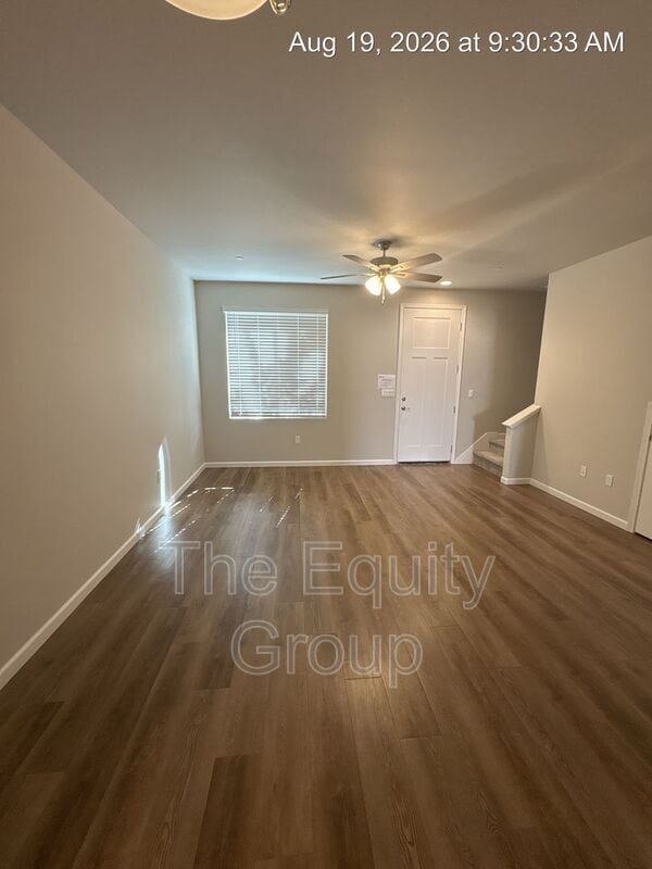 Photo - 410 S Summit St Unit 102